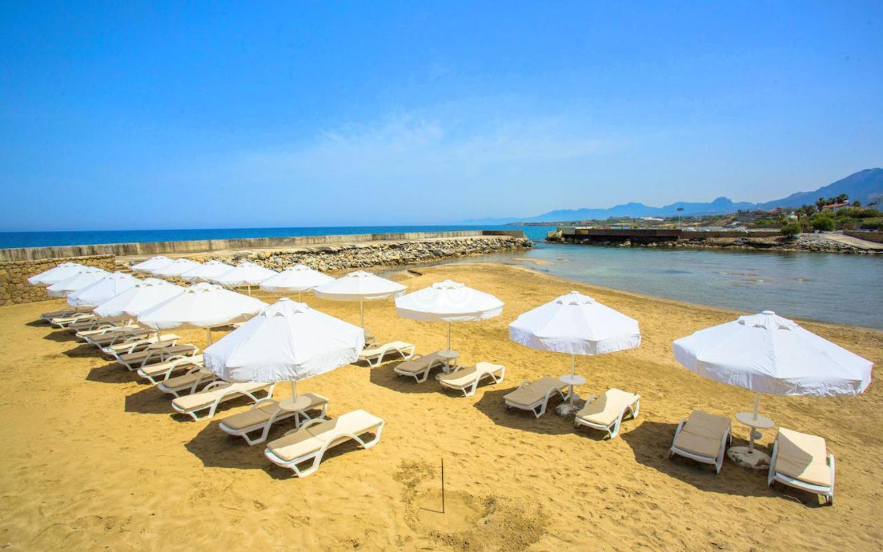 Vuni Palace Premium Hotel & Spa & Casino Beachfront Location ! Girne Dış mekan fotoğraf